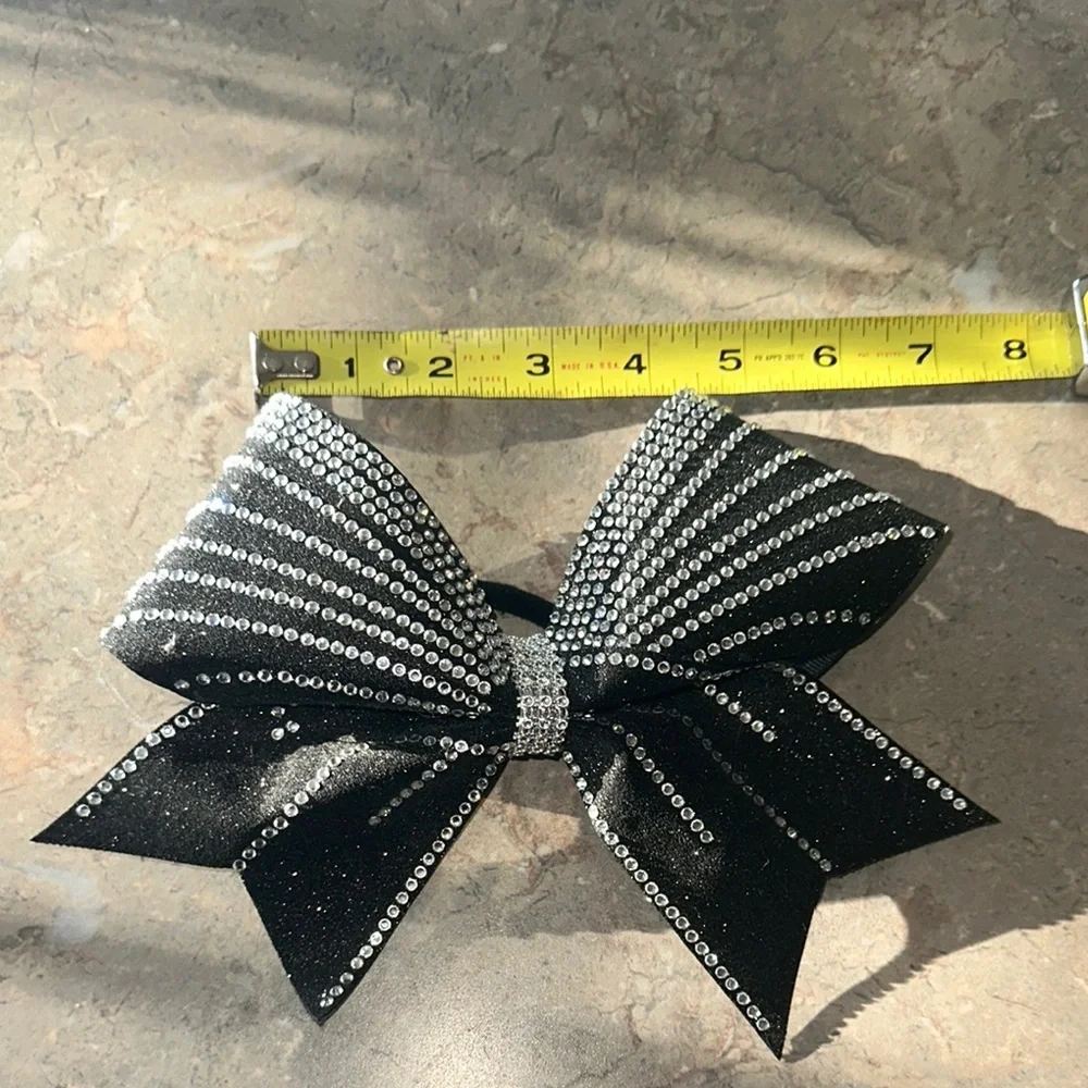 N/A elegant black